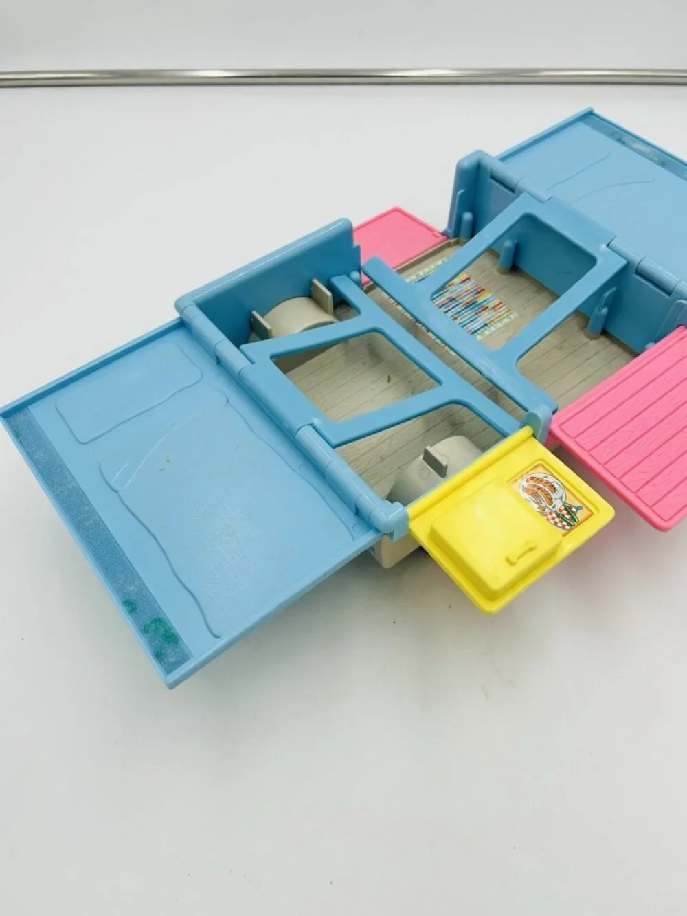 Vintage 1997 Fisher Price Loving Family Minivan Pop Up Camper Car and People Lot